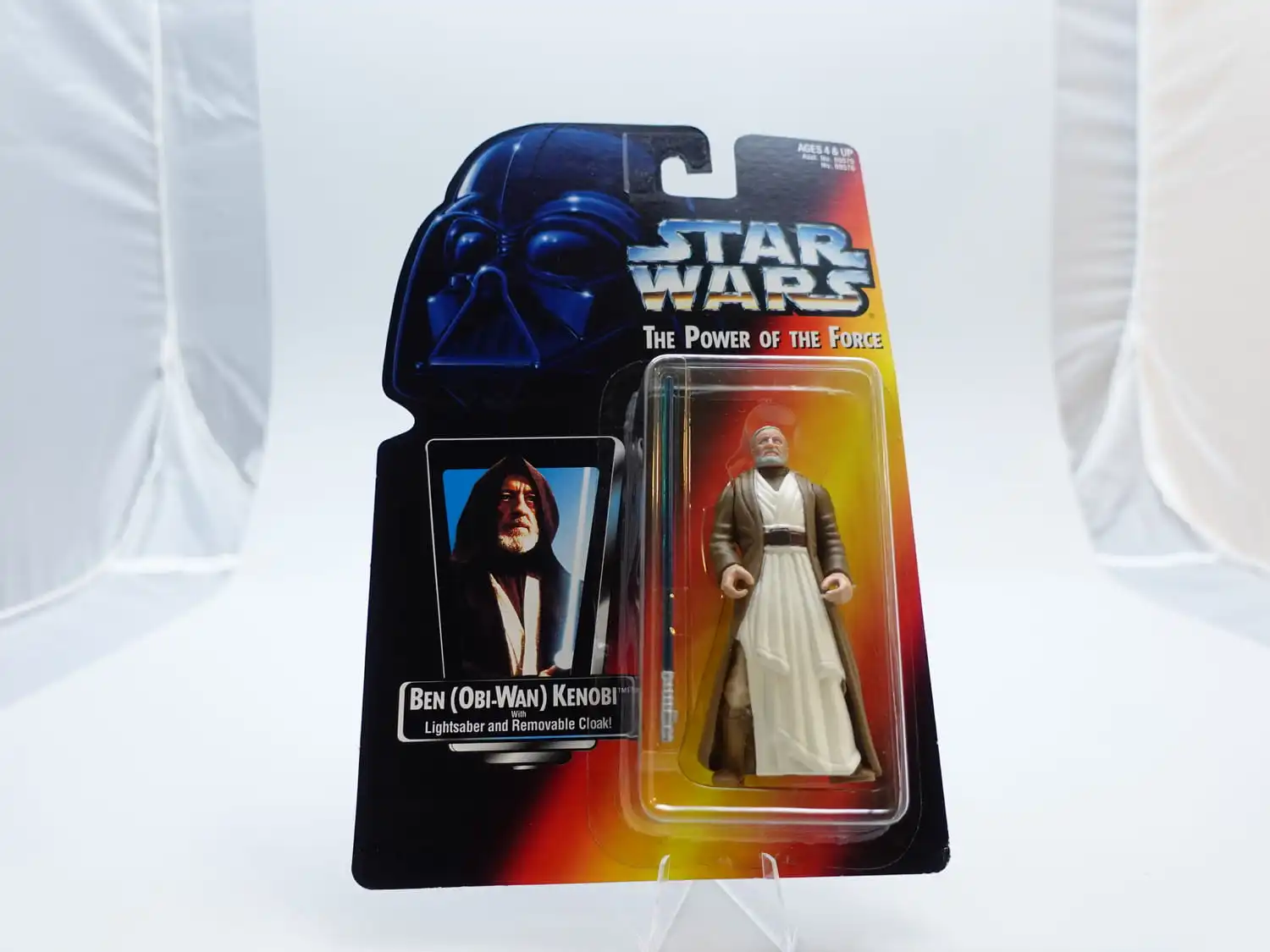 Star Wars The Power of the Force 3,75" Ben (Obi-Wan) Kenobi with Lightsaber and Removable Cloack 1 Star Wars The Power of the Force 3,75" Ben (Obi-Wan) Kenobi with Lightsaber and Removable Cloack