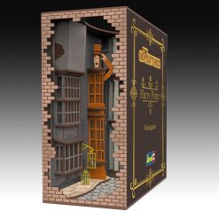 Harry Potter Tiny Adventures Book Nook Mini Diorama Diagon Alley 23 cm