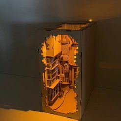 Harry Potter Tiny Adventures Book Nook Mini Diorama Diagon Alley 23 cm