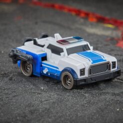 Transformers Legacy United Deluxe Class Strongarm Action Figure