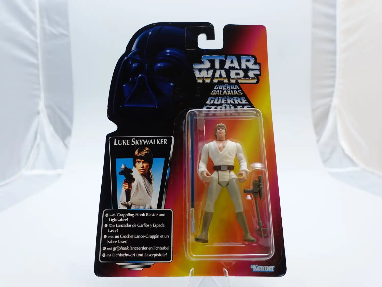 Star Wars The Power of the Force 3,75" Luke Skywalker with Grappling-Hook Blaster and Lightsaber Tri-logo 1 Star Wars The Power of the Force 3,75" Luke Skywalker with Grappling-Hook Blaster and Lightsaber Tri-logo