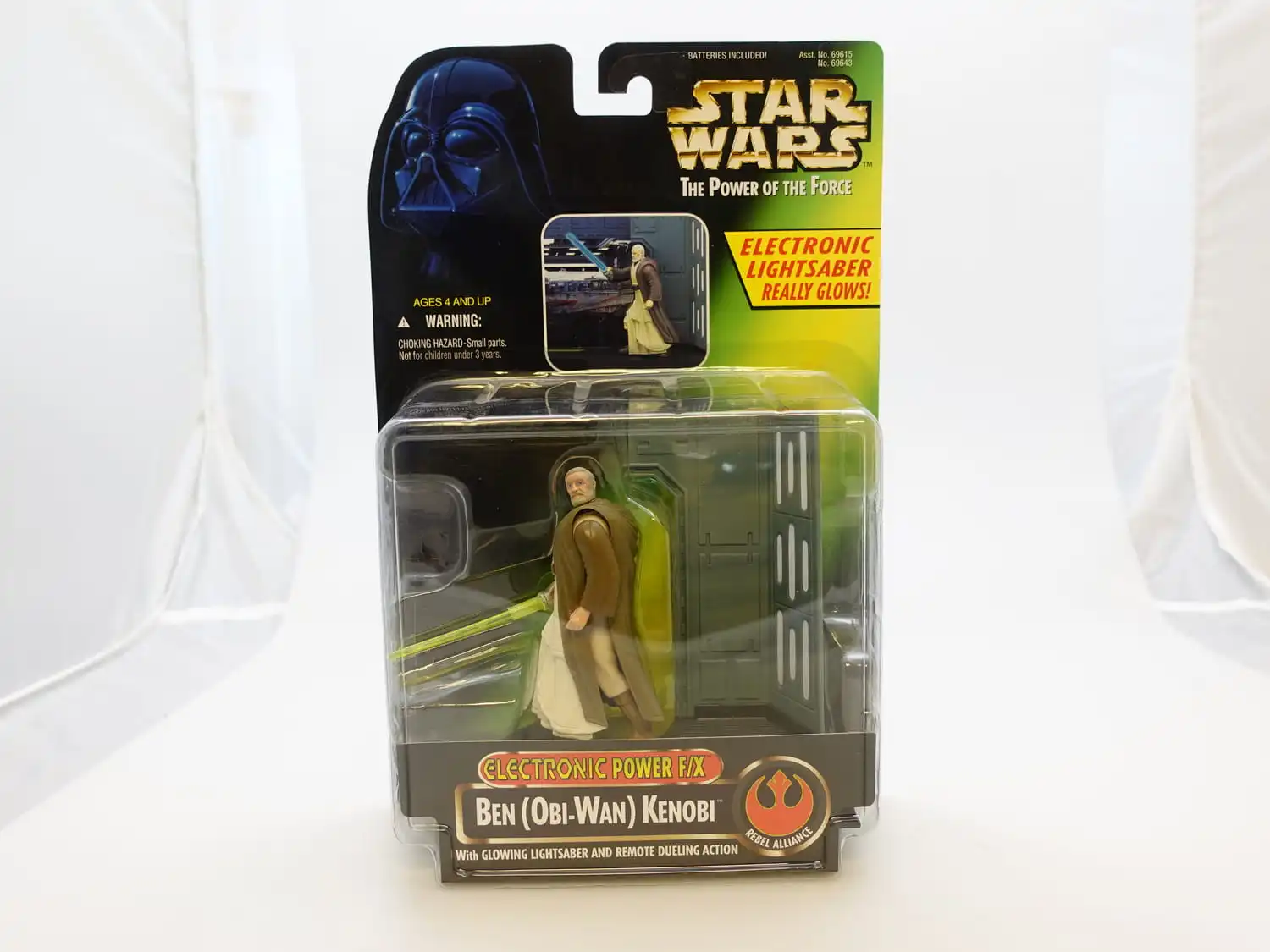 Star Wars The Power of the Force 3,75" Electronic Power F/X Ben (Obi-Wan) Kenobi With Glowing Lightsaber and Remote Duelling Action 1 Star Wars The Power of the Force 3,75" Electronic Power F/X Ben (Obi-Wan) Kenobi With Glowing Lightsaber and Remote Duelling Action