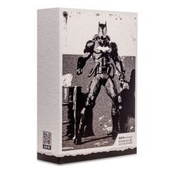 DC Multiverse Action Figure Hazmat Suit Batman (Line Art) (Gold Label) 18 cm