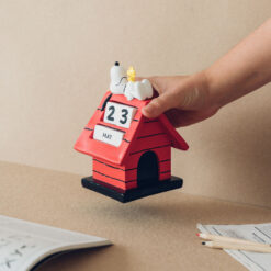 Peanuts 3D evighetskalender Snoopy Hundehus