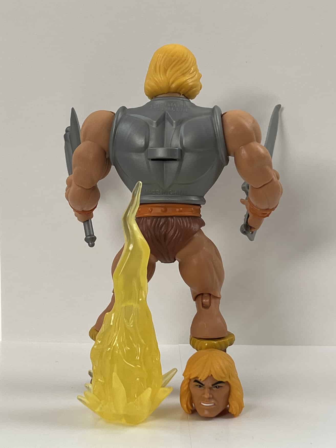 Masters of the Universe Origins - Battle Armor He-Man 4 Masters of the Universe Origins - Battle Armor He-Man - Bilde 4