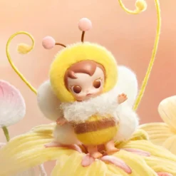Pop Mart Baby Molly Buggy Roam Series – Vinyl Plush Pendant Blind Box