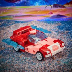 Transformers - Generations Legacy - Deluxe Class - Elita-1 11 Transformers - Generations Legacy - Deluxe Class - Elita-1