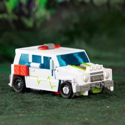 Transformers Generations Legacy Evolution Deluxe Class Action Figure Autobot Medix 14 cm