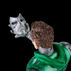 Avengers Marvel Legends Action Figures Captain Marvel vs. Doctor Doom 15 cm