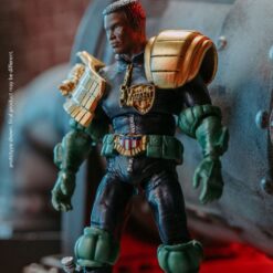 2000 AD Exquisite Mini Action Figure - Judge Giant 10cm