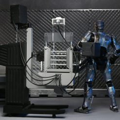 Robocop - Ultimate Battle Damaged RoboCop with Chair